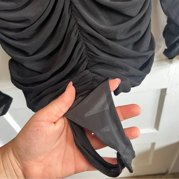 Astr Ruched Puff Sleeve Bodysuit in Sz XL - Picture 9 of 10